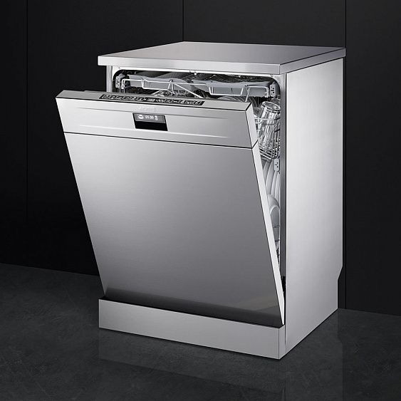 Посудомоечная машина Smeg LVS533XIN купить с доставкой по Москве и Московской области в интернет-магазине ЕвроТехно