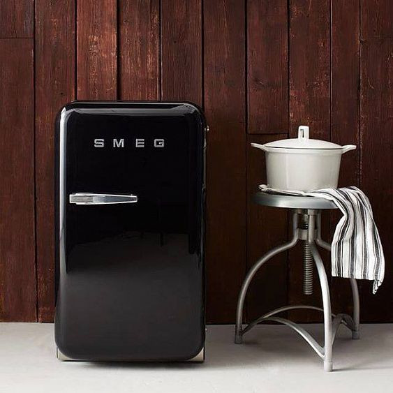 Холодильник SMEG fab10hrne купить с доставкой по Москве и Московской области в интернет-магазине ЕвроТехно