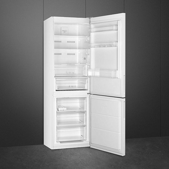 Холодильник SMEG FC18EN1W купить с доставкой по Москве и Московской области в интернет-магазине ЕвроТехно