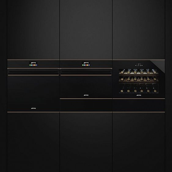 Компактный духовой шкаф Smeg SF4604VCNR1 купить с доставкой по Москве и Московской области в интернет-магазине ЕвроТехно