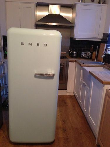 Холодильник SMEG fab28lp1 купить с доставкой по Москве и Московской области в интернет-магазине ЕвроТехно