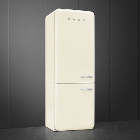 Холодильник SMEG FAB38LCR купить с доставкой по Москве и Московской области в интернет-магазине ЕвроТехно