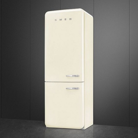 Холодильник SMEG FAB38LCR купить с доставкой по Москве и Московской области в интернет-магазине ЕвроТехно