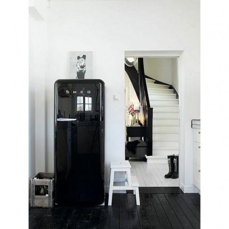 Холодильник SMEG fab28rbv3 купить с доставкой по Москве и Московской области в интернет-магазине ЕвроТехно