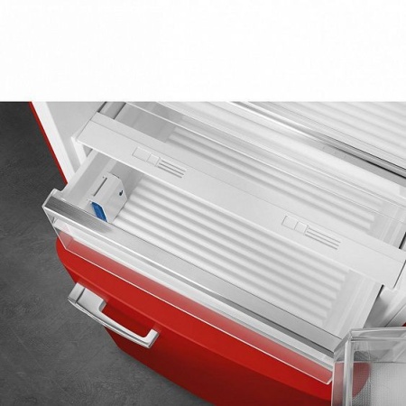Холодильник SMEG FAB38RRD купить с доставкой по Москве и Московской области в интернет-магазине ЕвроТехно