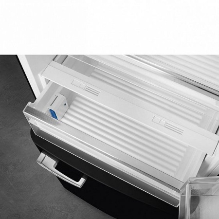 Холодильник SMEG FAB38RBL купить с доставкой по Москве и Московской области в интернет-магазине ЕвроТехно