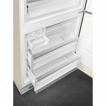 Холодильник SMEG FAB38RCR купить с доставкой по Москве и Московской области в интернет-магазине ЕвроТехно