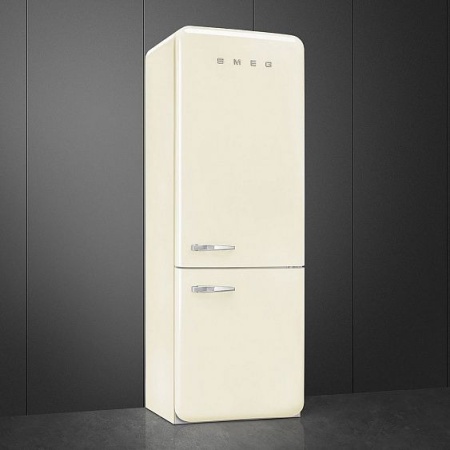 Холодильник SMEG FAB38RCR купить с доставкой по Москве и Московской области в интернет-магазине ЕвроТехно